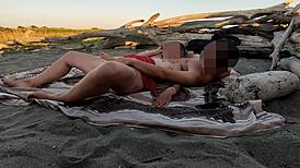 Flashing Cock at Canary Beach, Stepdaughter Helps Me Cum Publicly