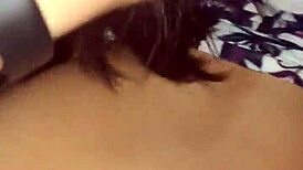 娇小瘦骚妹爱上大怪鸡巴塞嘴