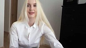 Shina Ryen rips pantyhose for boss's monster cock in doggystyle deepthroat