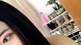 Hot Girl Stuns in Live Stream Cock Show