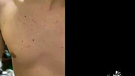 被无套翻肏精液到处喷灌