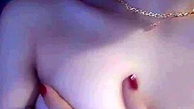 I receive sex chat on zalo, feeling so aroused with vietnamese bunny