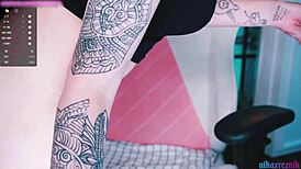 多毛骚货屁眼近拍猛插训练