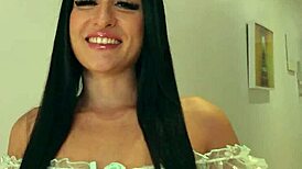 German scout finds big butt Latina Annie Reis for rough public casting