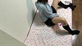 Uhh, I just keep cumming with this new masturbation trick!