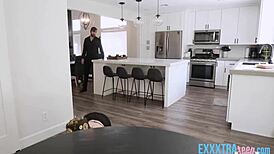 Stevie Moon, How Epic Is That Deepthroat And Handcuff Fucking With Chris?