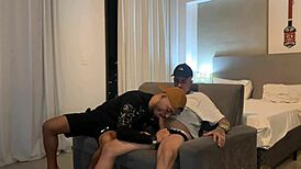 Hey, the building guy invited me for a quickie and we went bareback 😏