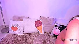 Gorgeous Babe Fingers Herself To Orgasm On Webcam