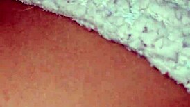 我和继母玩自慰游戏互撸高潮