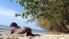 i twerk butt naked in public