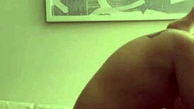 i met this south asian beuty in a rental room and we had amazin bareback sex, her skills are so good