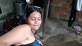 me pongo cachonda con el mozo de mi hermana 🔥