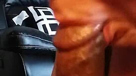 I love sucking dick as a bbw slut whore