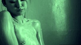 为什么娇纵露露车库里被惩罚臭屁要求？