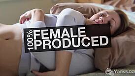 Watch Lulu Reynolds Finger Her Shaved Pussy to Climax?