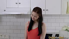 Watch these Australian lesbians get eaten out in HD reality!