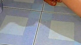 Watch this Myanmar gay anal insertion gaping?