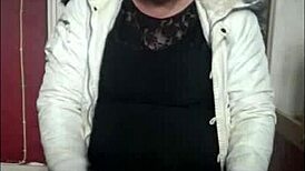 crossdresser ass to mouth