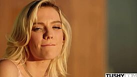 Tushy明星Kenna肛交秀迷倒粉丝！