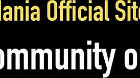 Lesbians mindi mink indulge in licking and fucking