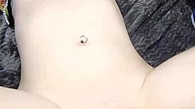 Watch this amateur get machine fucked close-up?