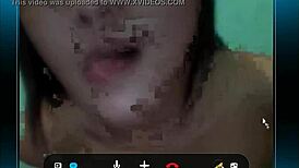 watch my pinay girlfriend masturbate on webcam, fingering her pussy for me