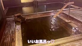 is my wet hair sexy in this casual moment?