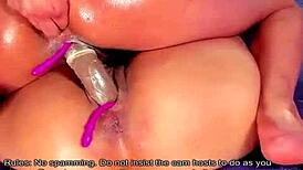 Teen pussy squirting in lesbian interracial fucking scene