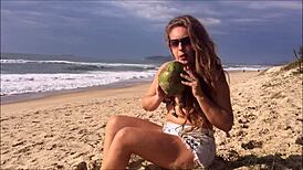 Kellenzinha Explores Liberal Adventures With Big Ass