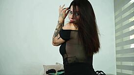 Xiomara's Exclusive Casting Showcases Her Big Ass and Tits in Kinky Latina Fetish Scene