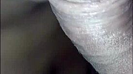 试过和朋友妈妈疯狂吗？