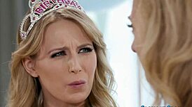 I’m watchin’ lesbian cougars rubbin’ a teen, so hot, can’t even... wow!