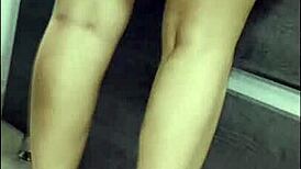 试过和朋友妈妈疯狂吗？