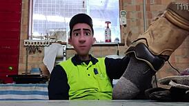 i like to escape into foot fantasy dreams at work