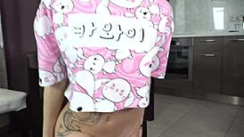 娇小19岁Tea Mint挑战Leo Casanovas巨屌