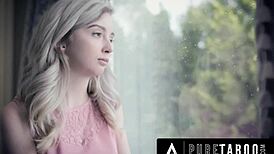 Pure Taboo听话的小处女Lexi Lore被继父Derrick拥抱