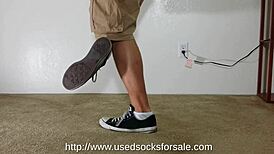 男同支配吸脏袜子角色扮演恋物