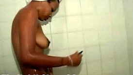 Dominican Hoe Cum Pussy Showers After Fucking