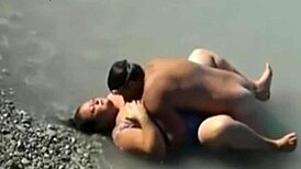 A lucky guy spotted a BBW mermaid while beachcombing and decided to film her