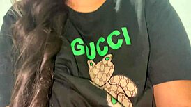 encontrei minha enteada na cama só de calcinha e meti sem camisinha