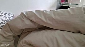 Husband Leaves Note For Friend While Wife Enjoys Bedroom Time