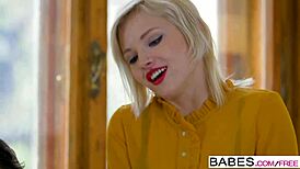 Zazie Skymm fixes office cravings with a quick steamy session