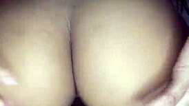 饥渴18岁拉丁妹在家视频里扭翘臀