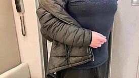 wow, girlfriend’s busty mom shows me real fucking! 😍