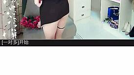 taiwanese beauty model posing in asian fashion