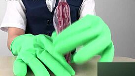 handjob with latex gloves feels so kinky! 😜