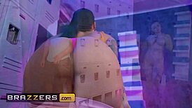 Payton Preslee Teases With Big Tits