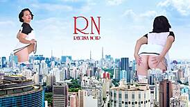 Can you believe this giant lady with no panties in the city?