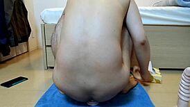 watch the winding stick sucker reach orgasm with cumshot