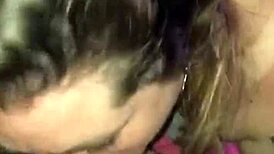 una rica chupadita me da esta putita y se la traga toda?